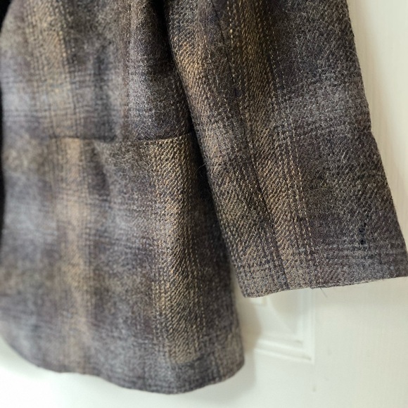 Vintage 90s Daniel Hechter Wool Blazer with Suede Collar 8 - Picture 5 of 16